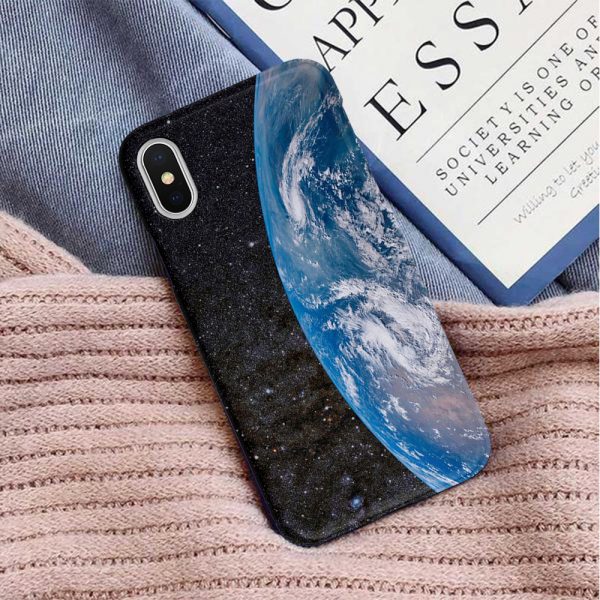 earth-phone-case